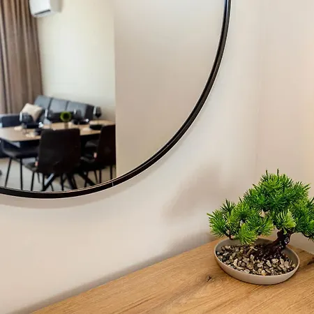 Modern With Balcony In C-max Center By Flat Manаger Apartament *